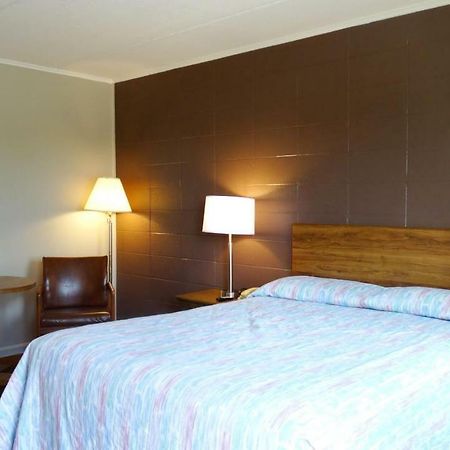 Attican Motel - Attica - Batavia - Warsaw - Darien Lake Eksteriør bilde