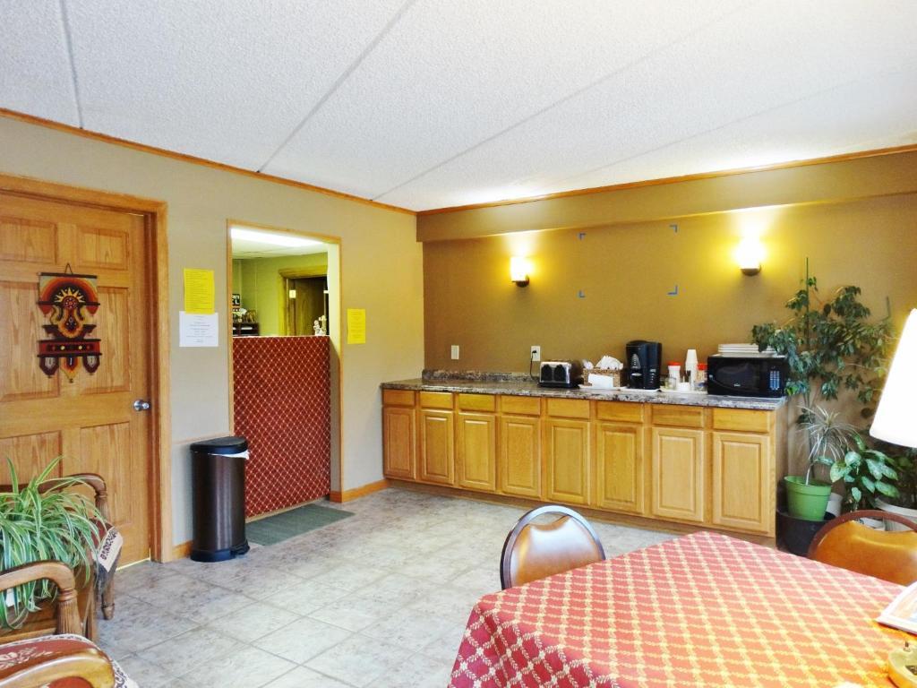 Attican Motel - Attica - Batavia - Warsaw - Darien Lake Eksteriør bilde